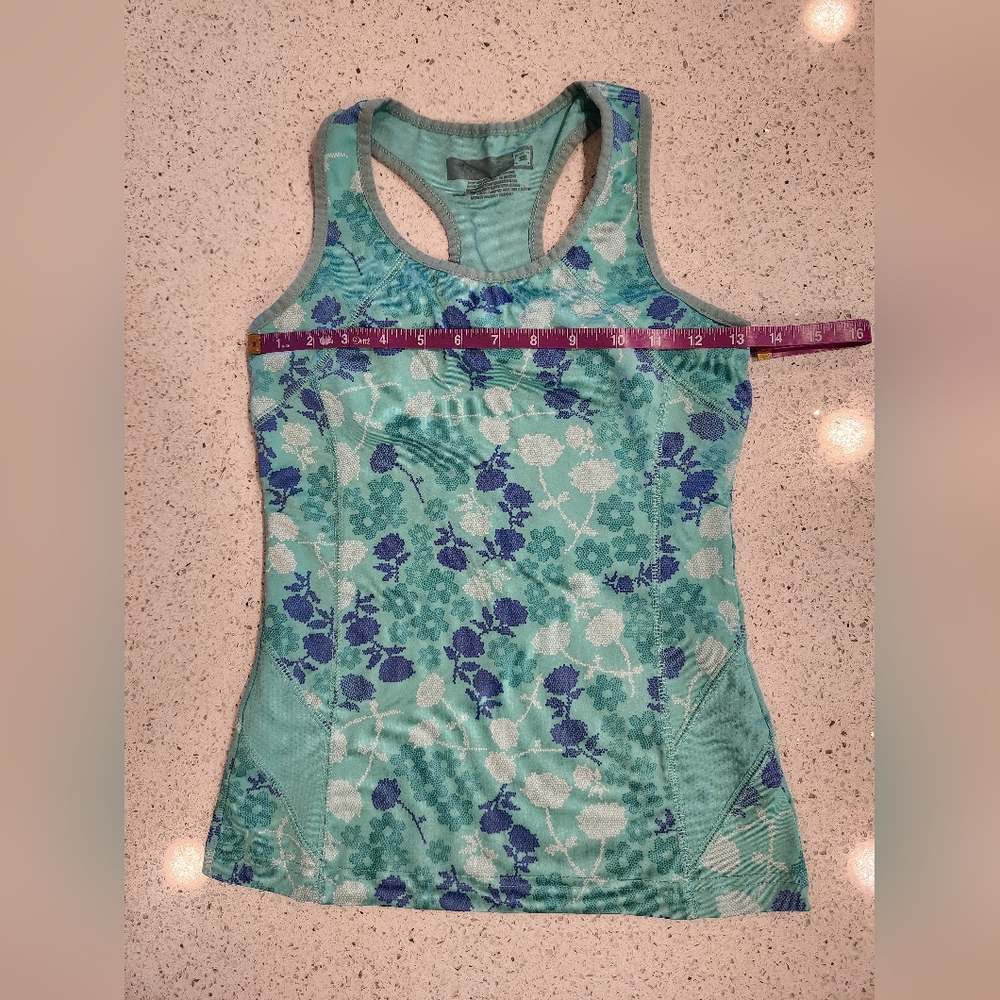 Teal flowered workout tank XS - Picture 3 of 4
